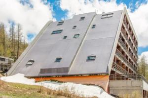 Cushy Apartment in Cervinia near Supermarket, Брёй-Червиния