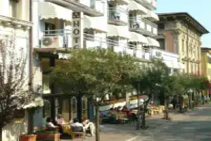 Hotel «Ristorante Commercio», Сало