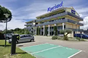 Отель «Kyriad Carcassonne - Aéroport», Каркассон