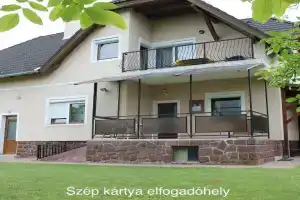 Márta Apartman, Балатональмади