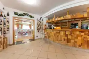 Hotel «Valsorda», Моэна