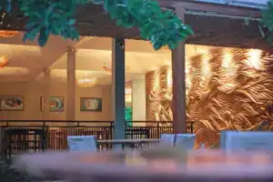 The Buffalo Amphawa, Самут-Сонгкрам