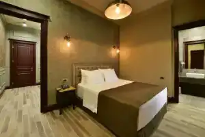 Bastille Hotel Yerevan, Ереван