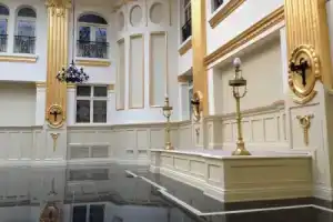 Grand Hotel Aranybika, Дебрецен