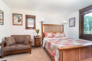 Manitou Lodge 1 1 Bedroom Hotel Room by Alpine Lodging Telluride, Теллурид