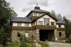 Загородный комплекс «Кирочное Подворье», Поляны