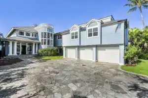 Kona Blue 5 Bedroom Home, Алоха-Кона