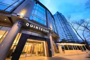 Quintessa Hotel Osaka Bay, Осака