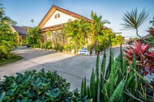 Baan Suan Rim Nam Resort, Сурат-Тхани