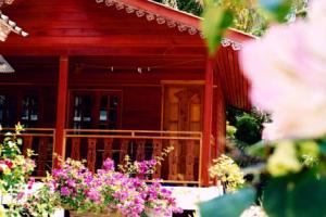 Phangan Rainbow Bungalows, Баан Тай