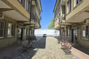 Апартаменты на улице Субтропическая 4, Адлер