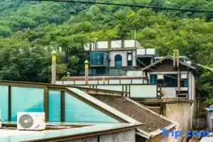 Floral Lux · Xiaojie Qinglu Vacation Apartment, Пекин