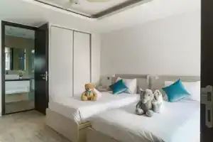 Absolute Twin Sands Resort & Spa - Sha Extra Plus, Патонг