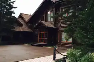 Вилла «Байкальская История», Листвянка