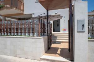 WePuglia - Sunflower House, Монополи