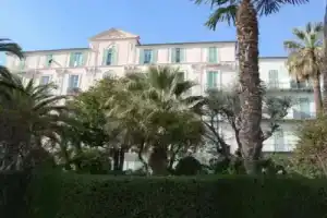 Appartement Menton, 2 pièces, 4 personnes - FR-1-196-260, Ментона