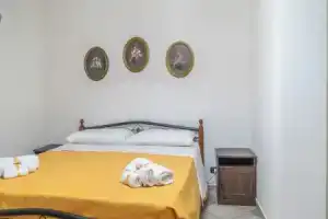 Appartamenti SCICK, Кротоне