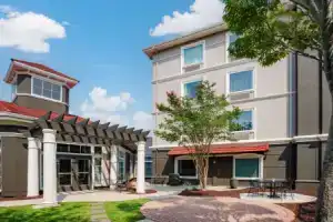 La Quinta Inn & Suites by Wyndham Myrtle Beach Broadway Area, Миртл Бич