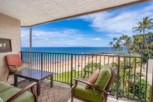 Oceanfront Hale Hui Kai 313 Large Lanai, AC, Incredible Views on Keawakapu Beach, Уэйлея