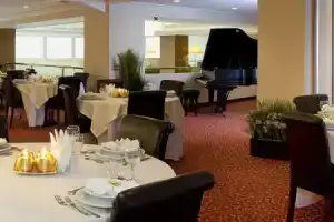Susuzlu Atlantis Hotel, Измир