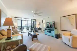 Gulf and Bay Club 305C - Two Bedroom Condo, Сиеста-Ки