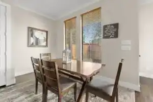Trinity Groves Retreat Large Modern 5 BR Home, Даллас