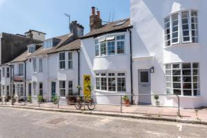 Stylish 3 Bedroom Brighton Townhouse In The City Centre, Брайтон