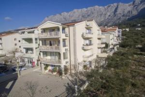 Apartment Almera N3, Макарска