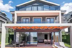 Luxurylifevillas, Олюдениз