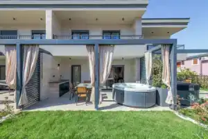 Villa Casa Di Mare - Green Garden Villas, Трогир