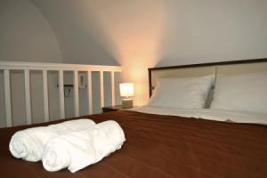 Mare Nostrum Santo, Ия