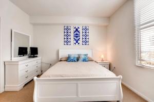 2 Bedroom Triplex Steps from Balboa Park, Сан-Диего