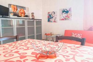 Apartment with 2 Bedrooms in Alcamo, with Furnished Balcony - 200 M From the Beach, Алькамо-Марина