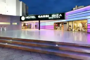 Hotel «Garbi Ibiza & Spa», Платжа ден Босса