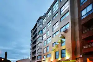 Hotel «Sercotel Portales», Логроньо