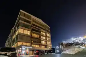 Отель «The Maples Niseko», Нисеко