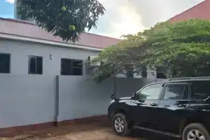 Kimyakimya Pub & lodge, Дар-Эс-Салам