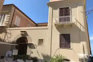 Case Vacanze Palazzo Barone, Тропея