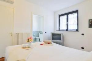 Traiano Halldis Apartment, Милан