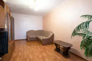 Дашковича 30, центр міста, Черкассы