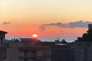 Sun&Sea Terrace Two-Bedroom Apartment, Ментона