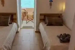 Sunrise Apartments, Ливадия