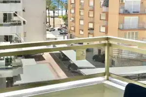 APARTBEACH BAHIA III CON PISCINA y VISTAS PLAYA, Ла-Пинеда