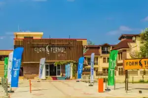 Form Termal & Spa Hotel KazdaĞLari, Гюре
