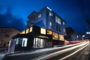 Unplan Village Hakuba, Отари