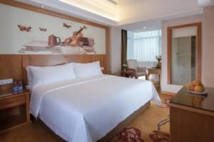 Vienna Hotel (Dongguan Dalingshan baihuadong store), Дунгуань