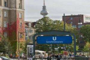 Meininger Hotel Berlin Alexanderplatz, Берлин