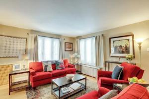 Yard & Grill: Centrally Located Denver Retreat!, Аврора