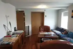 Отель «Grand-Inn Bar and Bed», Сёйдауркроукюр