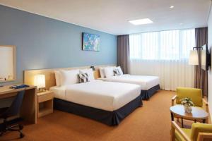 Days Hotel & Suites by Wyndham Incheon Airport, Инчхон